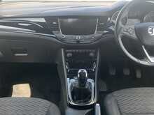 Vauxhall Astra i Turbo SRi Nav - U8685