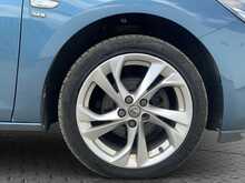 Vauxhall Astra i Turbo SRi Nav - U8685