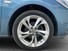 Vauxhall Astra i Turbo SRi Nav - U8685