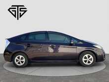 Toyota Prius S - U8707