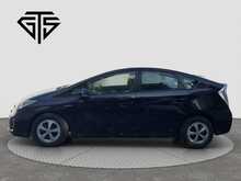 Toyota Prius S - U8707