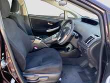 Toyota Prius S - U8707