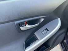 Toyota Prius S - U8707