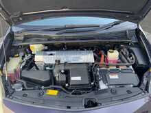 Toyota Prius S - U8707
