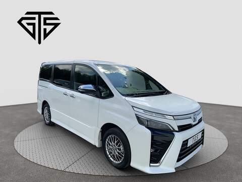 Toyota Voxy 	Hybrid ZS Kirameki3 1.8 5dr MPV Automatic Petrol Hybrid