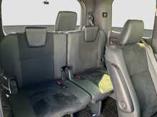 Toyota Voxy Hybrid ZS Kiramki3 - U8713