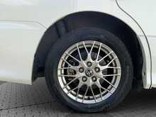 Toyota Voxy Hybrid ZS Kiramki3 - U8713