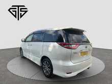 Toyota Estima 	Hybrid Aeras Premium 4WD - U8716