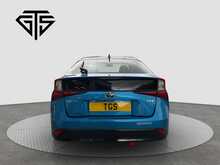 Toyota Prius S Touring-Selection - U8720