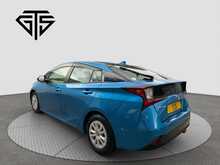 Toyota Prius S Touring-Selection - U8720