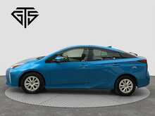 Toyota Prius S Touring-Selection - U8720