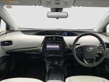 Toyota Prius S Touring-Selection - U8720