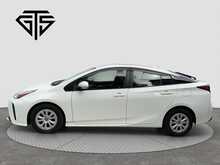 Toyota Prius S - U8721