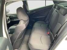 Toyota Prius S - U8721