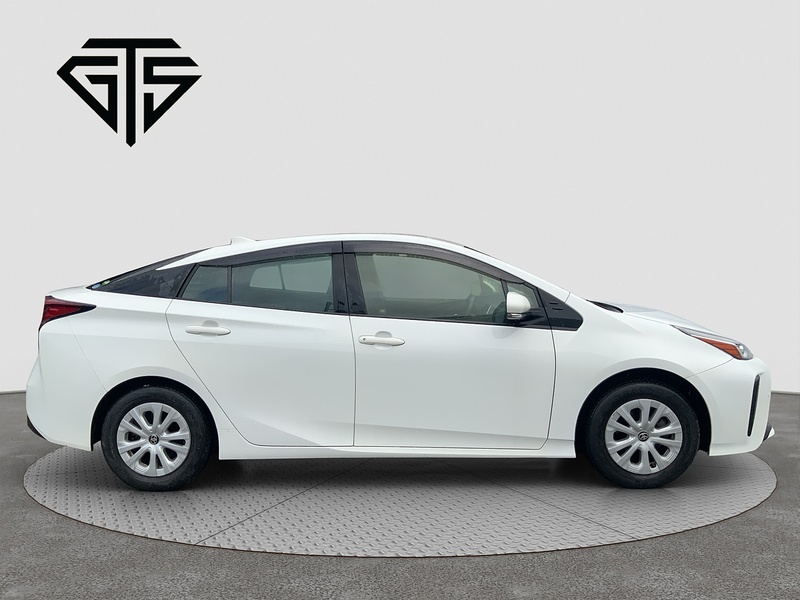 Toyota Prius S - U8721