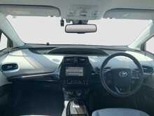 Toyota Prius A - U8724