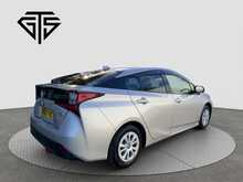 Toyota Prius S - U8725