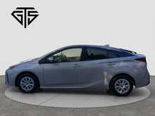 Toyota Prius S - U8725