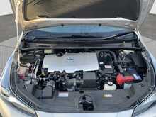 Toyota Prius S - U8725