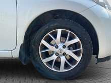 Nissan Note Acenta Premium - U8739