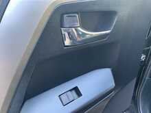 Toyota Rav4 VVT-h Design - U8742