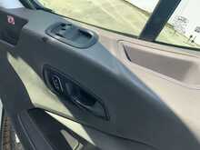 Ford Transit 350 EcoBlue MHEV Leader - U8752