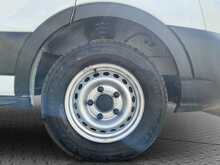Ford Transit 350 EcoBlue MHEV Leader - U8752