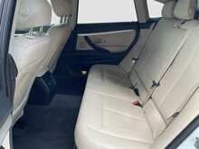 BMW 3 Series Gran Turismo 320i Luxury - U8755