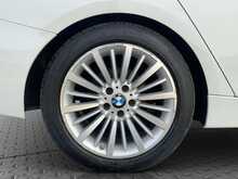 BMW 3 Series Gran Turismo 320i Luxury - U8755