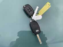 Hyundai i20 T-GDi MHEV Premium - U8757