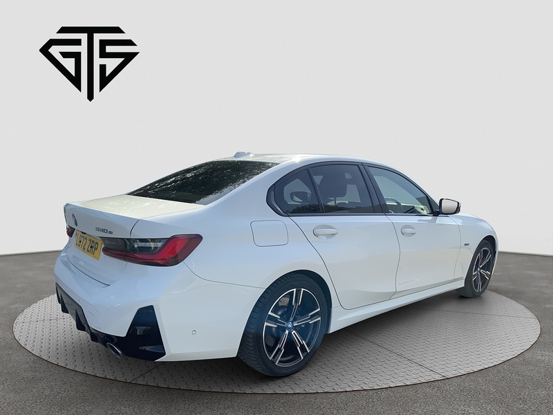 BMW 3 Series 330e M Sport - U8761