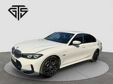 BMW 3 Series 330e M Sport - U8761
