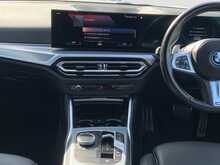 BMW 3 Series 330e M Sport - U8761