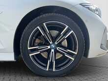 BMW 3 Series 330e M Sport - U8761