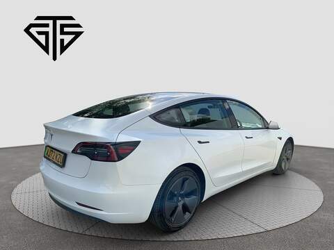 Saloon 4dr Electric Auto RWD (241 bhp)
