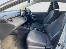 Toyota Corolla Hybrid G - U8773