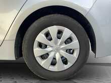 Toyota Corolla Hybrid G - U8773