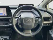 Toyota Prius G - U8774