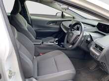 Toyota Prius G - U8774