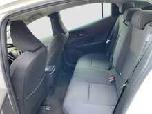 Toyota Prius G - U8774