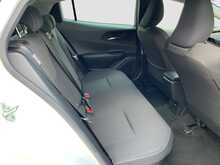 Toyota Prius G - U8774