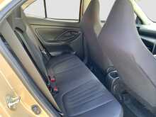 Toyota Yaris Cross Hybrid X - U8776