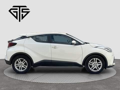 1.8 VVT-h GPF Icon SUV 5dr Petrol Hybrid CVT Euro 6 (s/s) (122 ps)