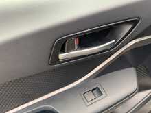 Toyota C-HR VVT-h Icon - U8797