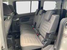 Ford Grand Tourneo Connect EcoBlue Titanium - U8800