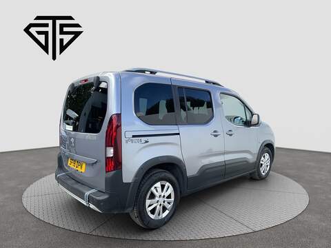 BlueHDi Allure 1.5 5dr Wheelchair Accessible Vehicle Manual Diesel