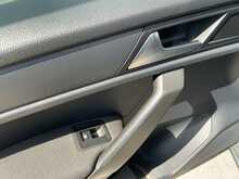 Volkswagen Caddy Life TDI BlueMotion Tech - U8802