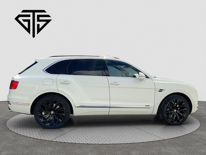 Bentley Bentayga d V8 - U8811