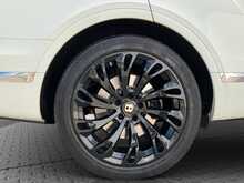 Bentley Bentayga d V8 - U8811