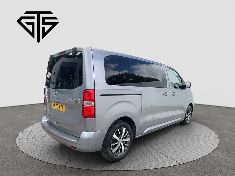Toyota PROACE Verso D Family - U8812
